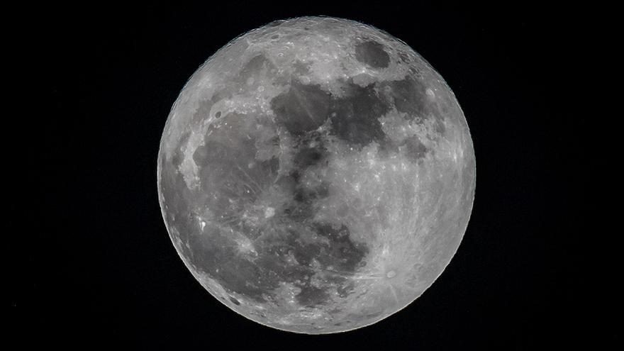 La Luna puede captar señales ocultas del Universo