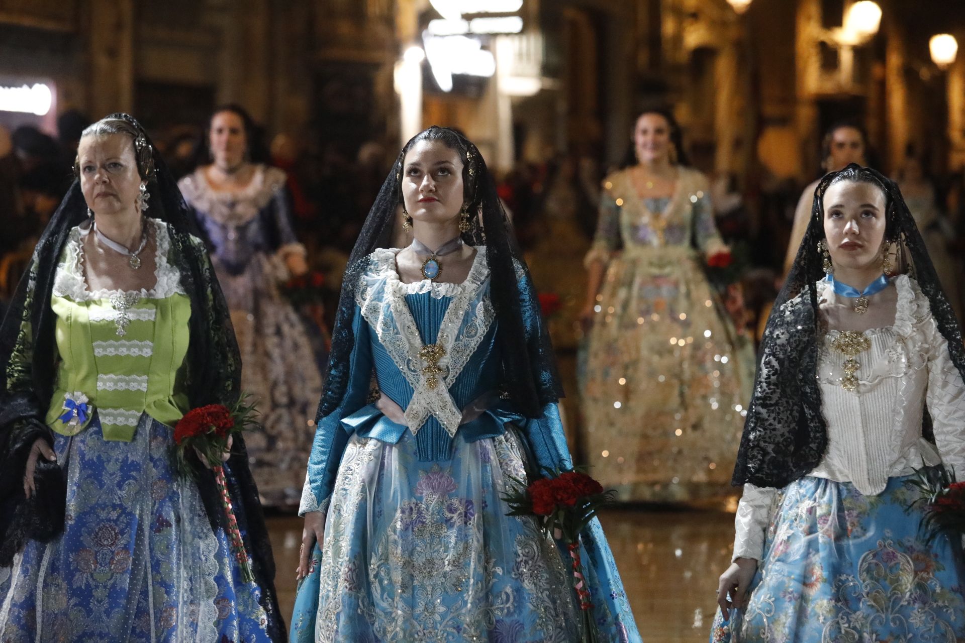 Búscate en el primer día de ofrenda por la calle Quart (entre las 22:00 a las 23:00 horas)