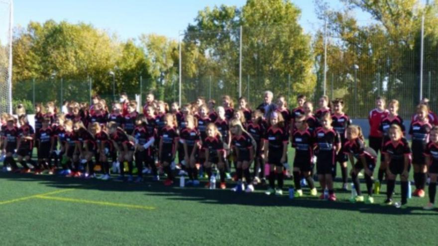 Vuelve la Escuela de Fútbol Femenino de la Territorial