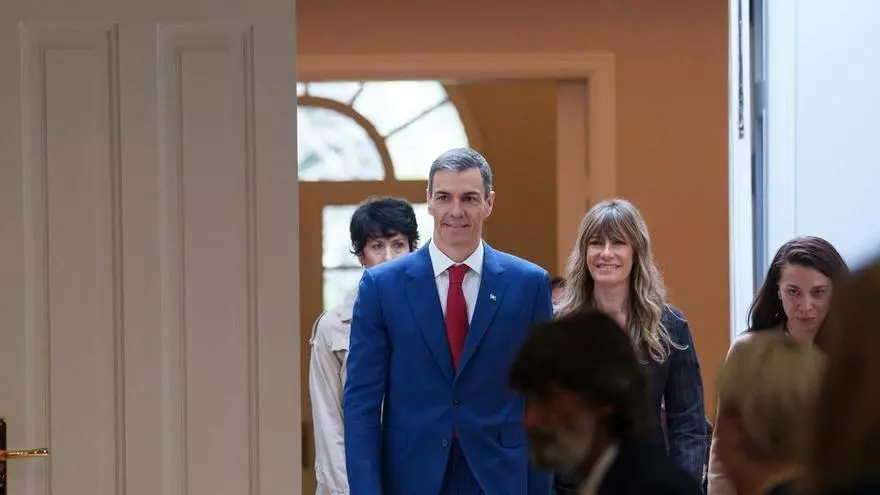 La acusación popular pide 13 años de prisión para Begoña Gómez y que Pedro Sánchez testifique