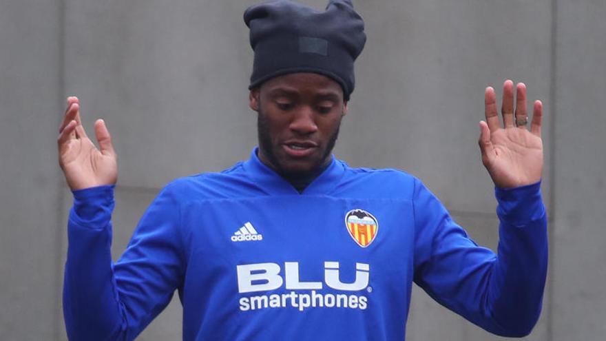 Batshuayi no entrena con el Valencia CF