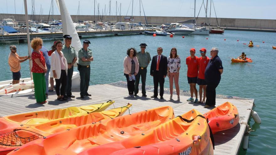 La feria náutica de Águilas se inauguró ayer en puerto Juan Montiel.