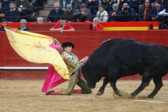 El mano a mano entre Borja Jiménez y Tomás Rufo de la Feria de Fallas, en imágenes