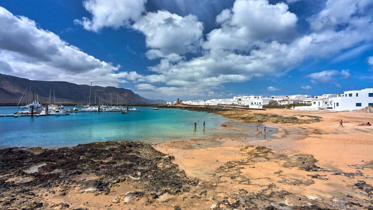 CALETA DE SEBO (LA GRACIOSA)