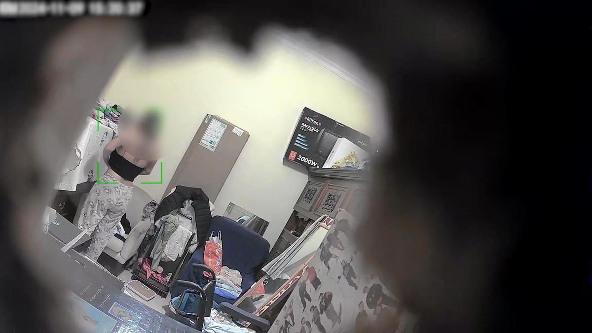 Detenido un cuidador de inválidos por instalar una cámara en una casa para grabar a mujeres desnudándose