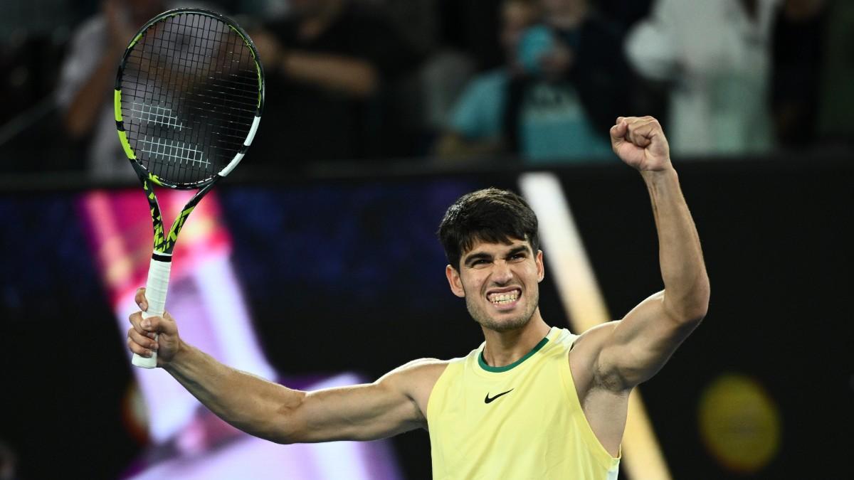 Alcaraz celebra su victoria ante Kecmanovic