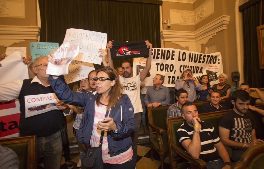 Bronca taurina en el pleno de Castelló