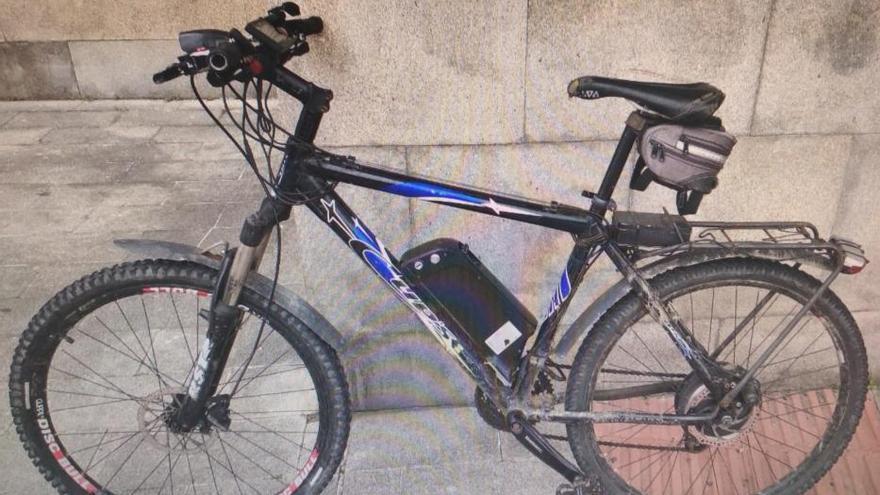 Bicicleta eléctrica trucada intervenida por la Policía Local de Vigo