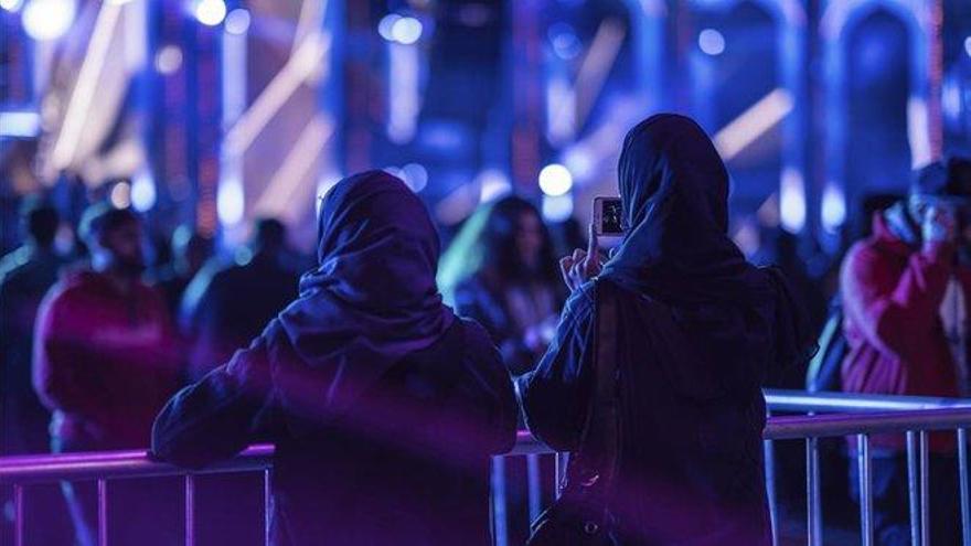 Arabia Saudí arresta a 50 personas por acoso sexual durante un festival