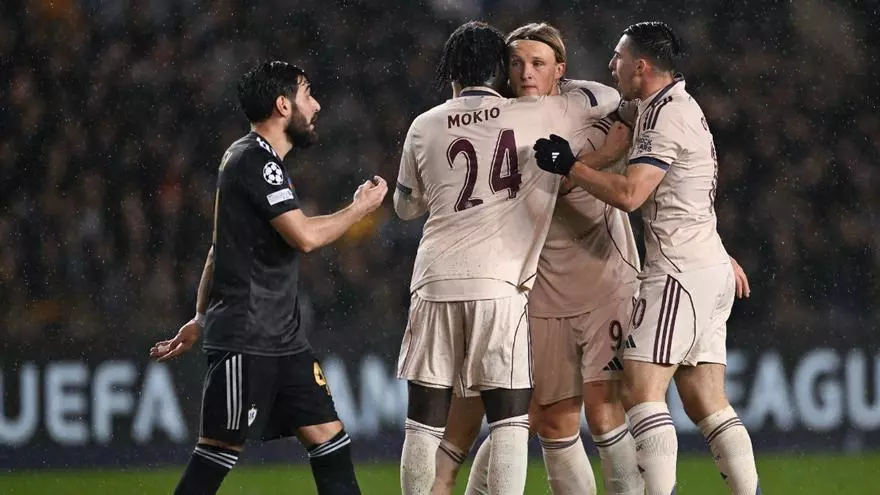 El Ajax pisó el acelerador y dejó sin opciones al Qarabaq