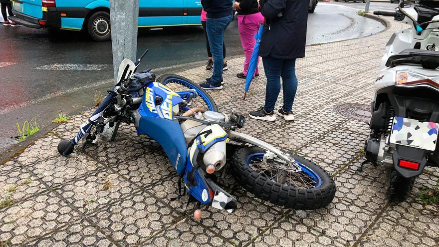 Muere un asistente del Mundial de Enduro tras chocar contra un camión en Lalín