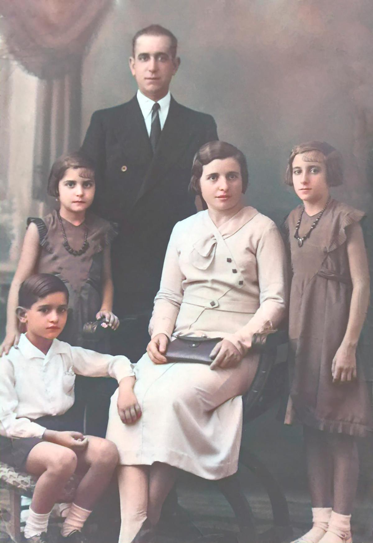 Ulpiano con su familia.