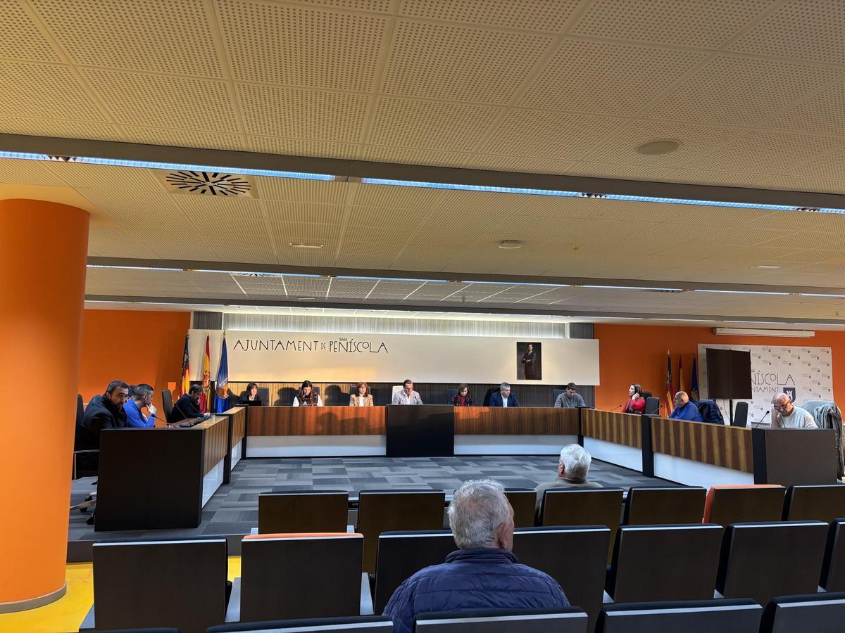 Foto del pleno de este viernes en Peñíscola.