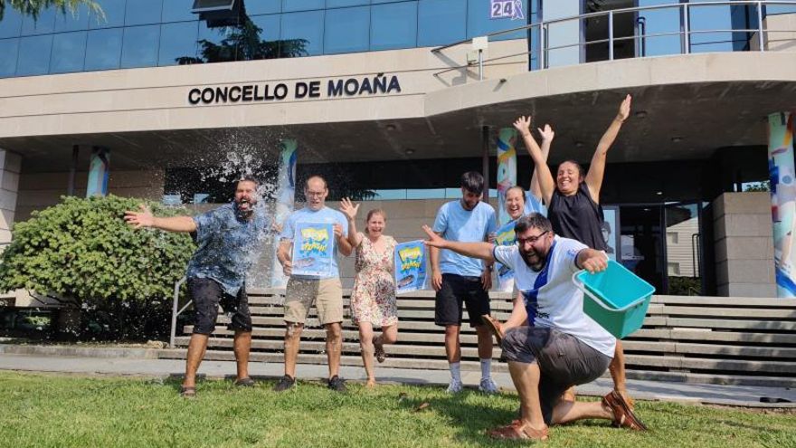 Representantes del Concello y del Obradoiro de Emprego. | S.A.