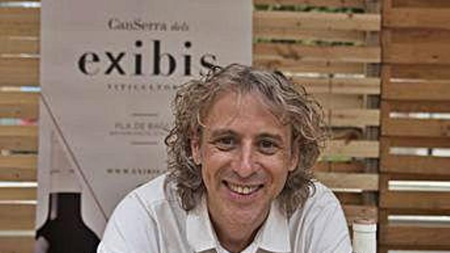 Joan Soler, ahir al migdia a l&#039;estand del celler Can Serra dels Exibis