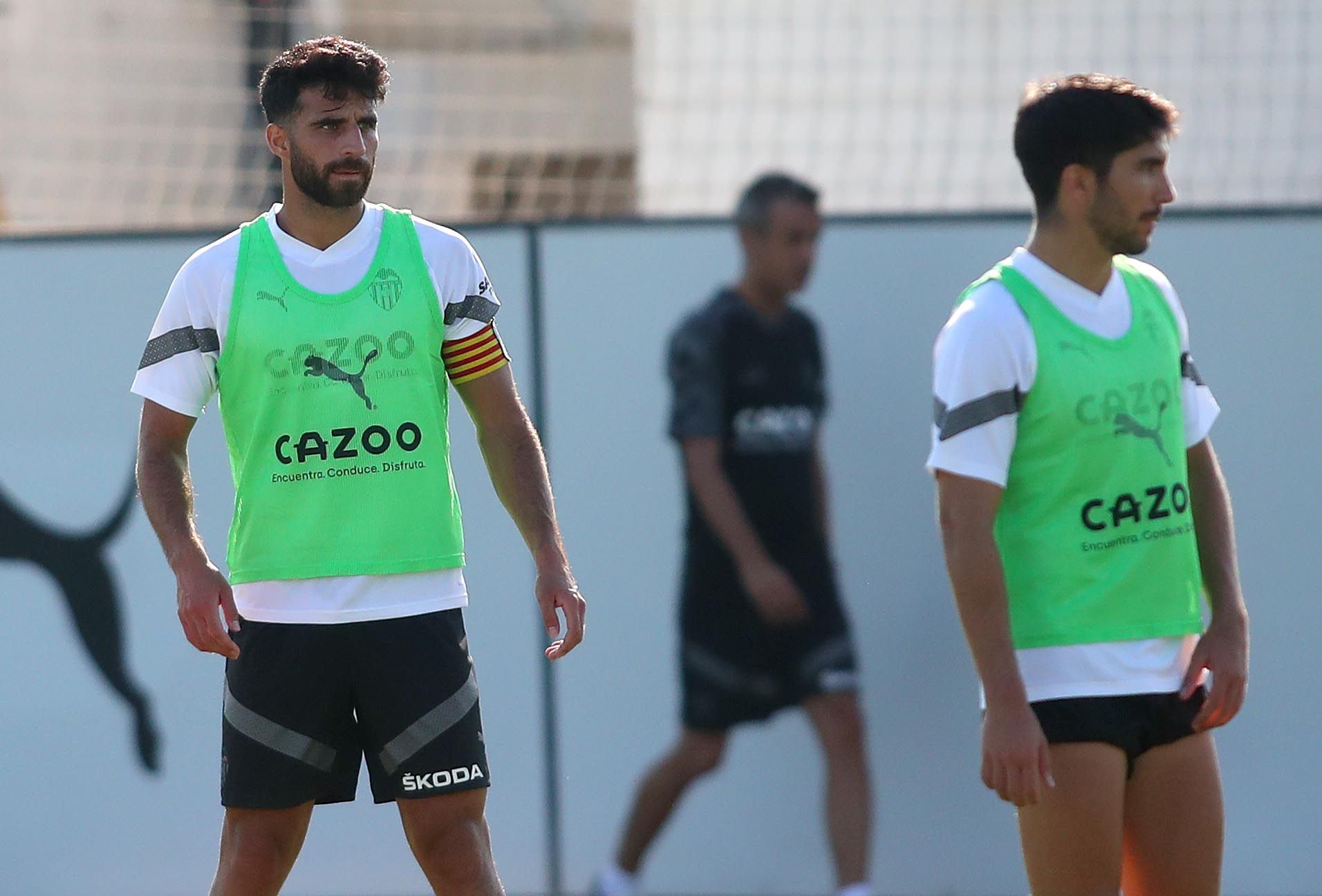 La anécdota de los brazaletes de capitán en el último entrenamiento del Valencia CF