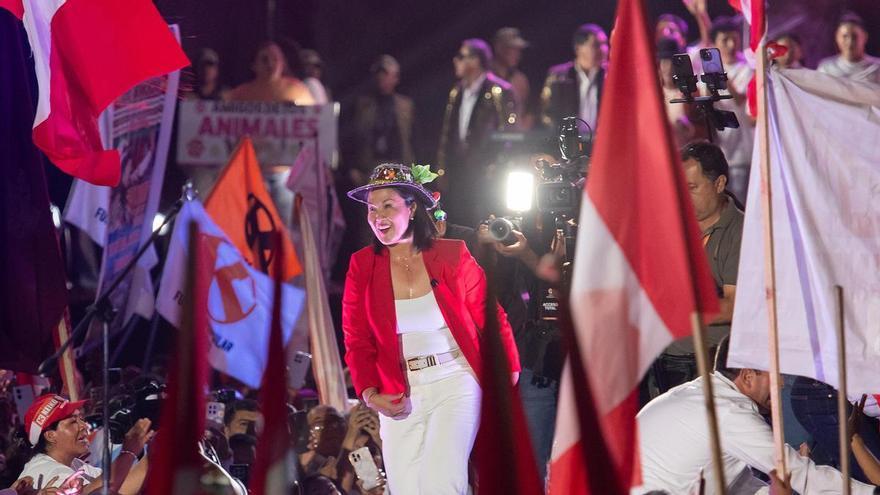 Cierra la campaña electoral en Perú con el llamado de Fujimori y Sánchez a los indecisos para asegurar la victoria