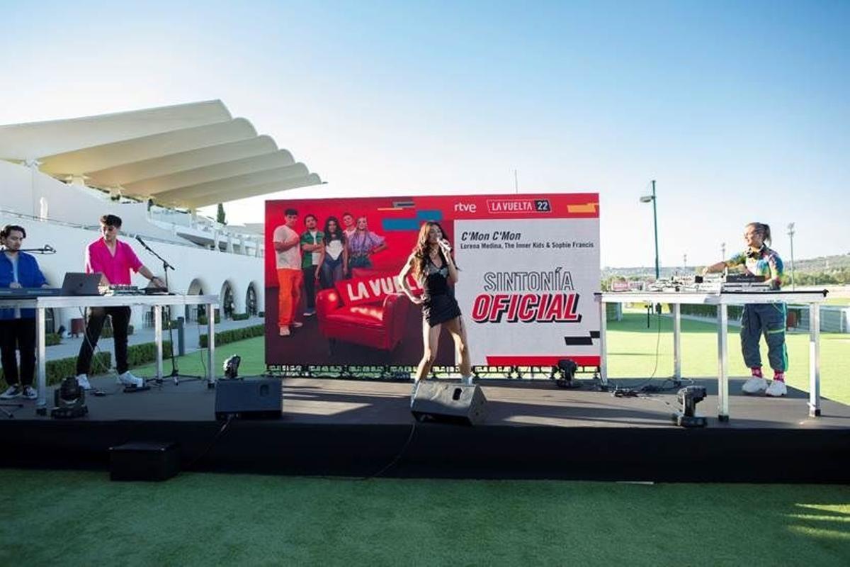 La cançó ‘C’Mon C’Mon’ de Lorena Medina, sintonia oficial de la Vuelta a Espanya 2022 La cançó ‘C’Mon C’Mon’ de Lorena Medina, sintonia oficial de la Vuelta a Espanya 2022