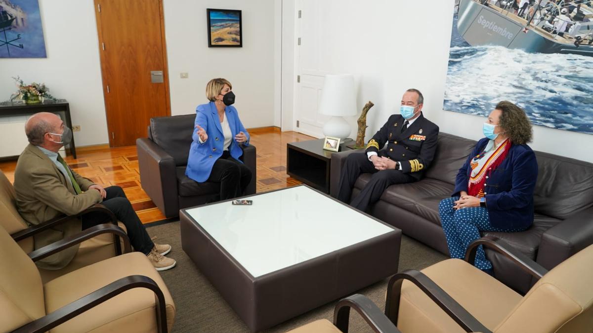 Reunión con Noelia Arroyo, Juan Luis Sobrino, Yolanda Muñoz y Fermín Rol, esta mañana.