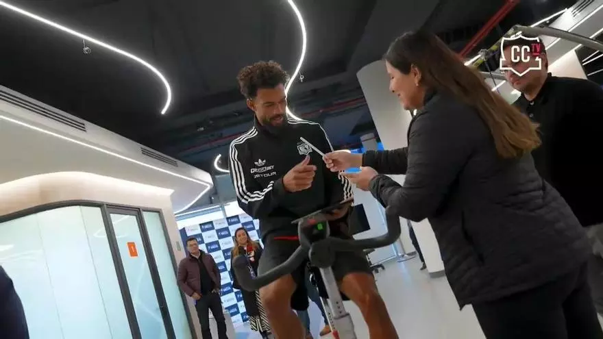 'Vozinha' firma contrato con Colo Colo