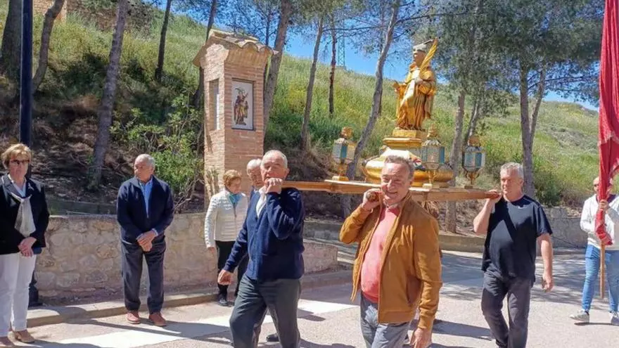 Los mezalochanos se rinden a las tradiciones