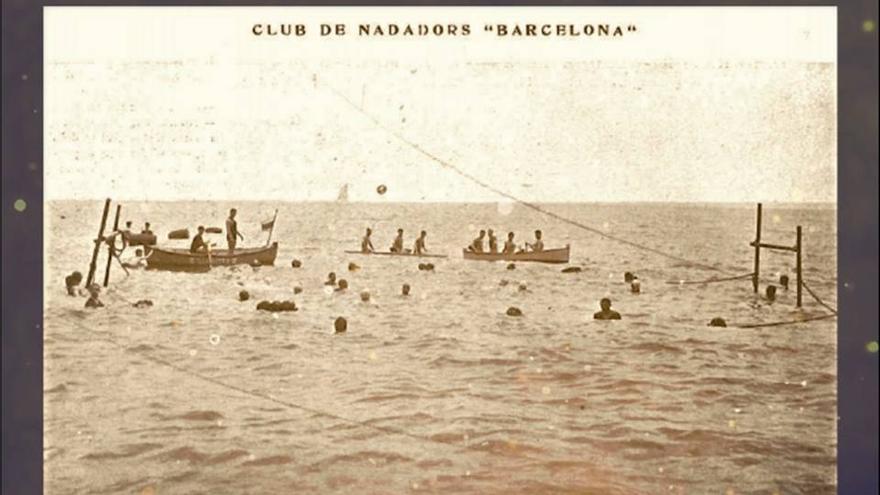 MOMENT #100FCN: Se juega el primer partido de Waterpolo