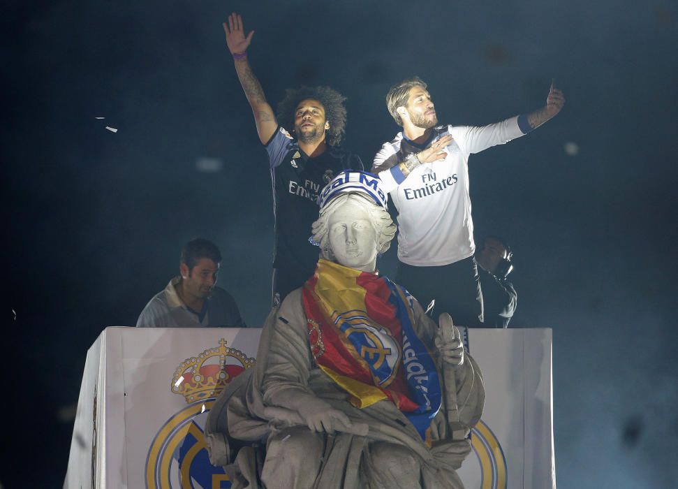 Fiesta del Real Madrid en Cibeles