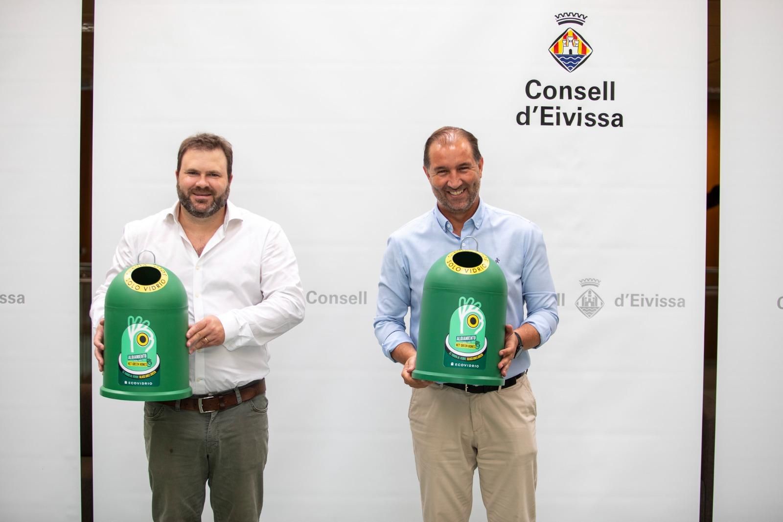 Presentación de la campaña 'Net Green Home' en el Consell de Eivissa