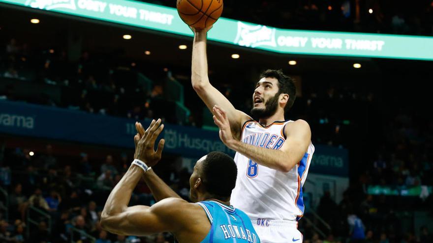 Abrines, en un partido con el Oklahoma City Thunder