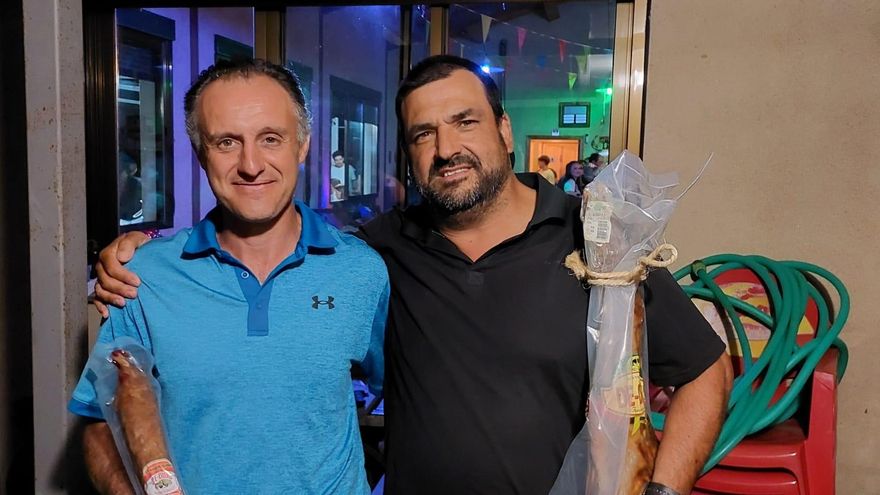 Francisco Javier Pizarro se impone bajo las estrellas en el II Torneo de Golf Nocturno de El Maderal