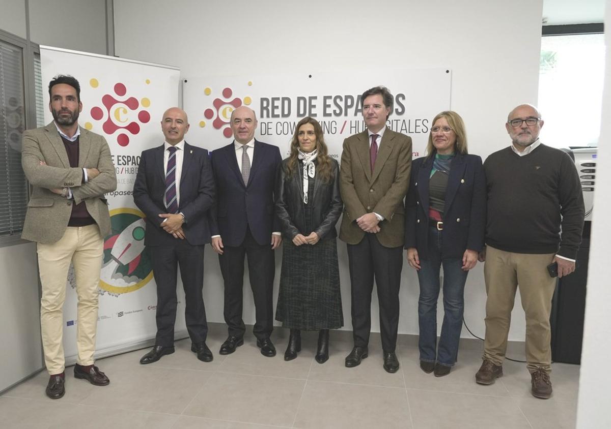 La Cámara de Comercio de Badajoz inaugura el Coworking Digital de Villanueva de la Serena.