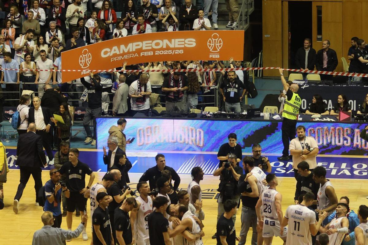 El Obradoiro asciende y convierte Sar en una fiesta de ACB