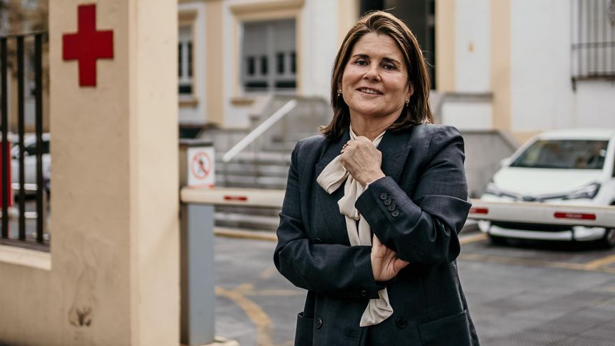 Lucía Retenaga, nueva directora gerente del hospital Cruz Roja de Córdoba