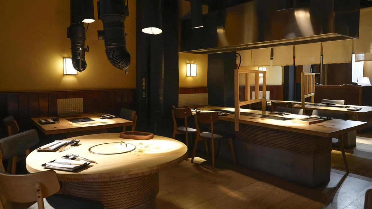 Comedor del restaurante Carlota Akaneya.