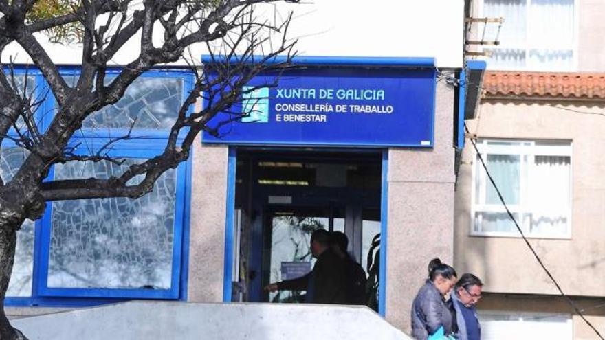 La oficina de empleo se trasladará del barrio de O Forte a un nuevo local alquilado por la Xunta en la avenida de Vigo.  // Gonzalo Núñez