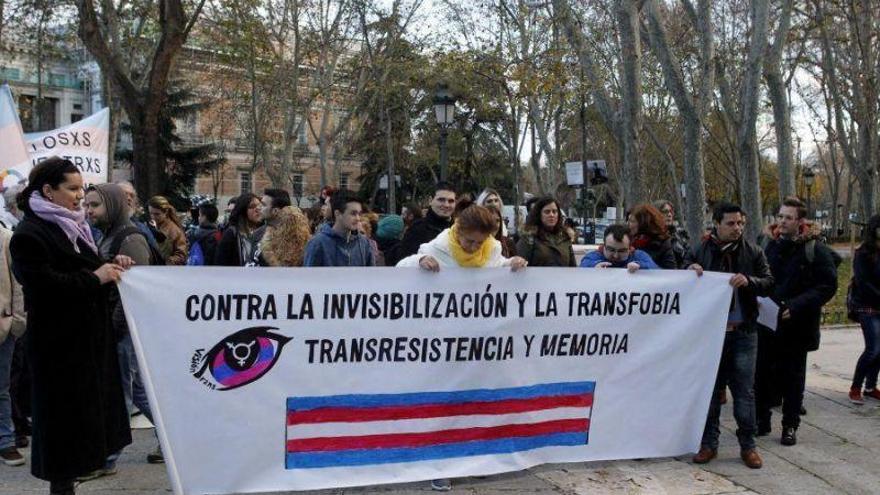 Denuncian una agresión a una pareja trans en una zona de copas de Zaragoza