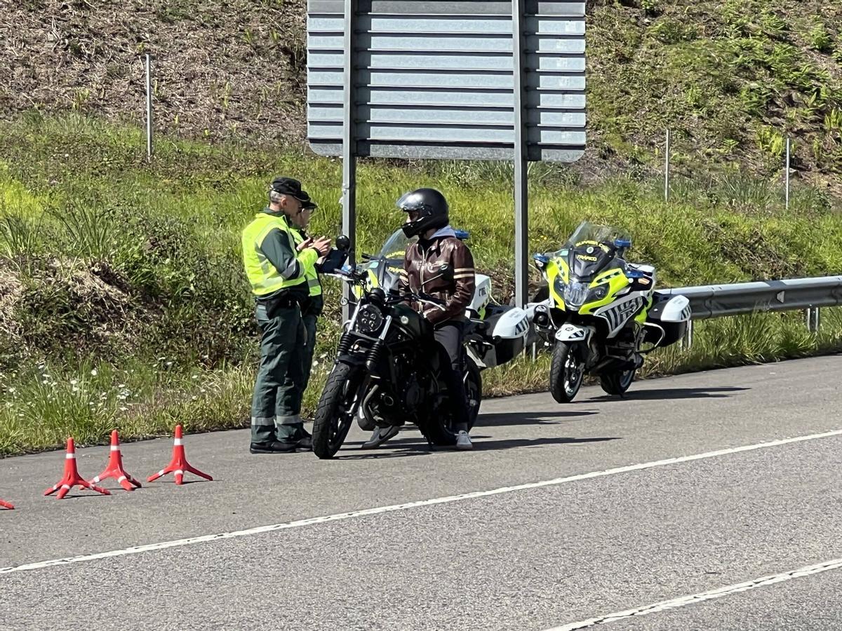 UN MOTORISTA DETENIDO EN UN CONTROL.