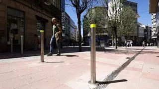 El PSOE critica los bolardos y propone barreras automáticas o cámaras