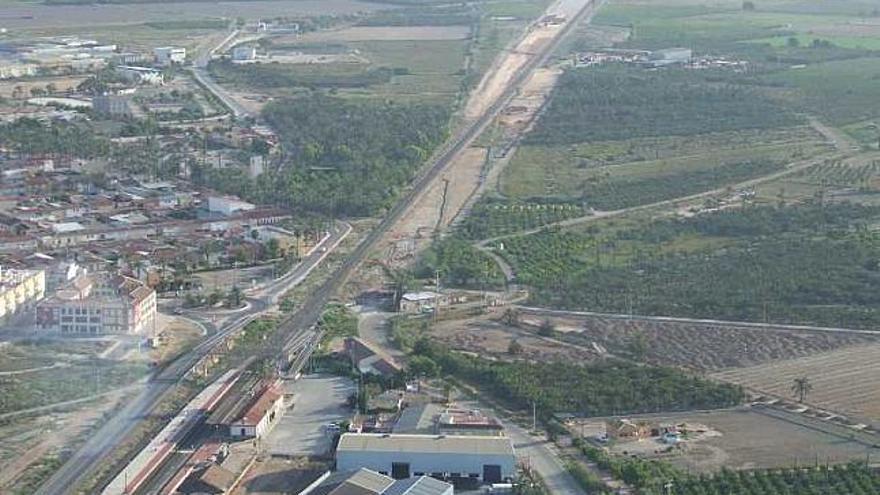 Vista aérea de las obras del AVE en San Isidro.