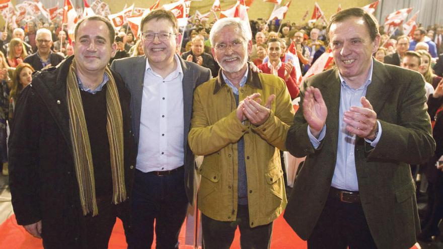 Puig reúne a los exlíderes del PSPV horas antes de la cita clave para el futuro del PSOE