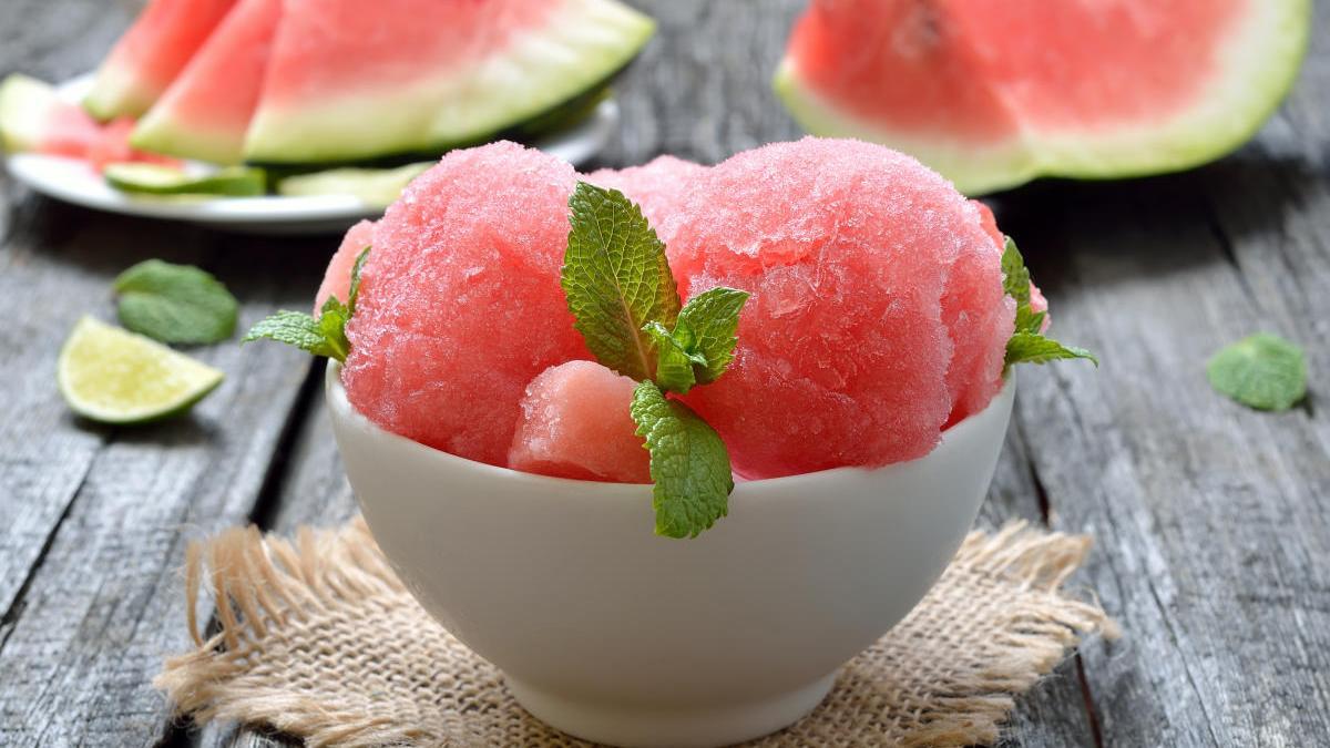 Un refrescante helado de sandía.