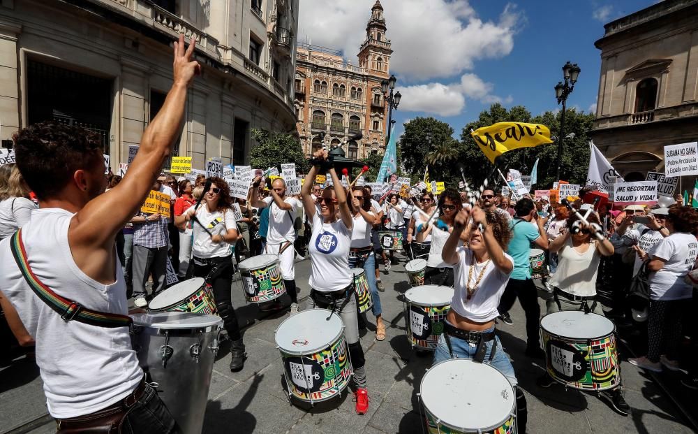 Miles de personas de toda Andalucía piden en ...