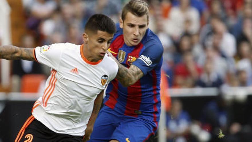 El Valencia tiene atado al recambio de João Cancelo