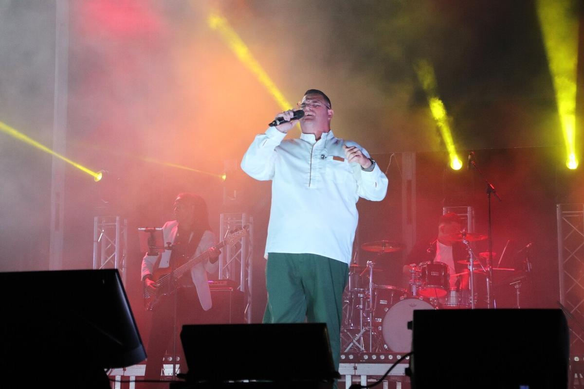 Gala de cantantes del municipio de Yaiza por las fiestas del Carmen en Playa Blanca