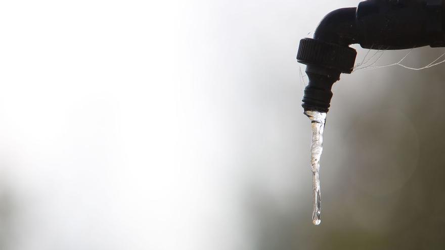 Las restricciones de agua llegan a los pueblos de Galende ante &quot;el mal uso&quot; del recurso