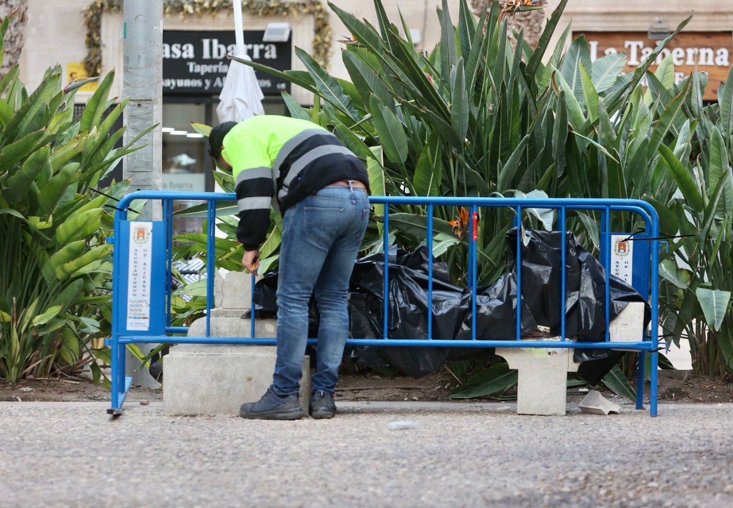 Vandalismo en Alicante: rompen la cruz de Santa Faz durante la noche de carnaval