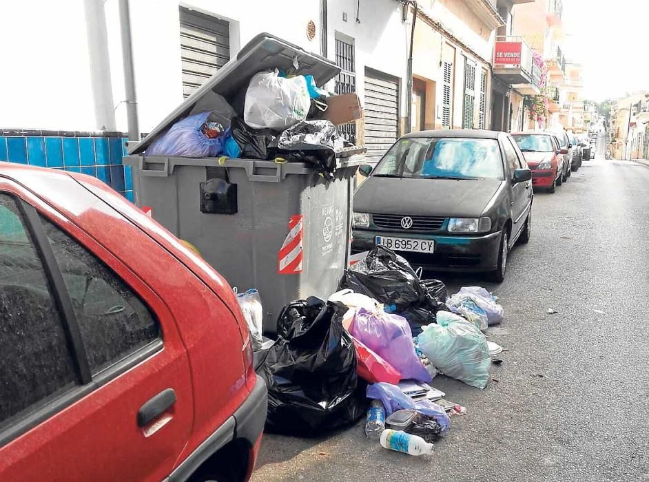 Segundo día de la huelga de basuras en Manacor