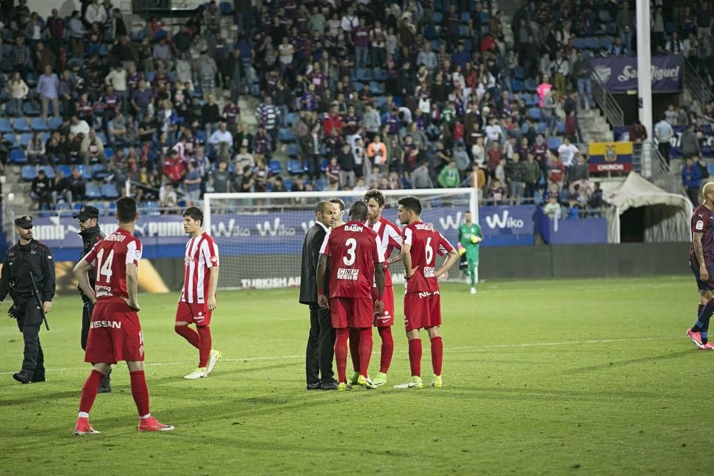 El Sporting desciende a Segunda