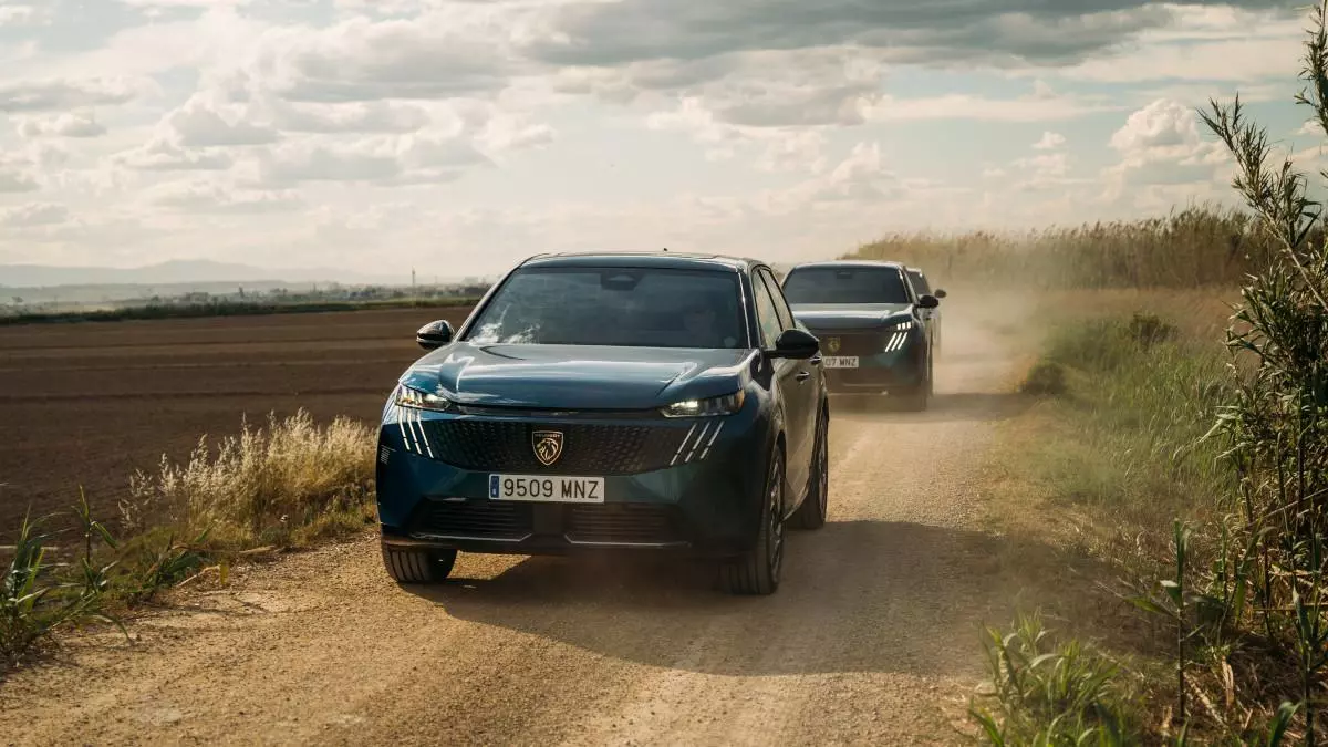 Los E-3008 y E-5008 reciben el motor eléctrico más potente de Peugeot