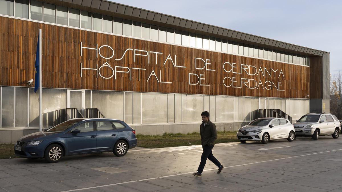 VÍDEO | El Hospital de Puigcerdà deriva a domicilios a los últimos 4 heridos en accidente de autocar